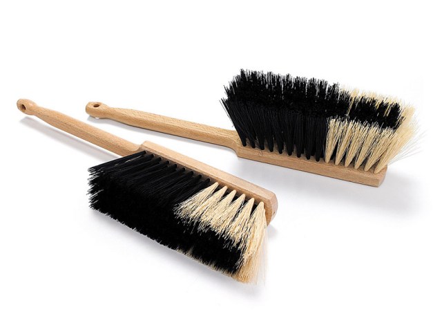 Drevená metlička 35cm s rúčkou_1